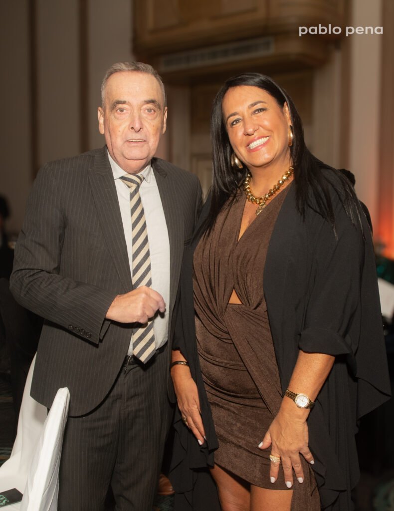 CENA DE FAMOSOS4